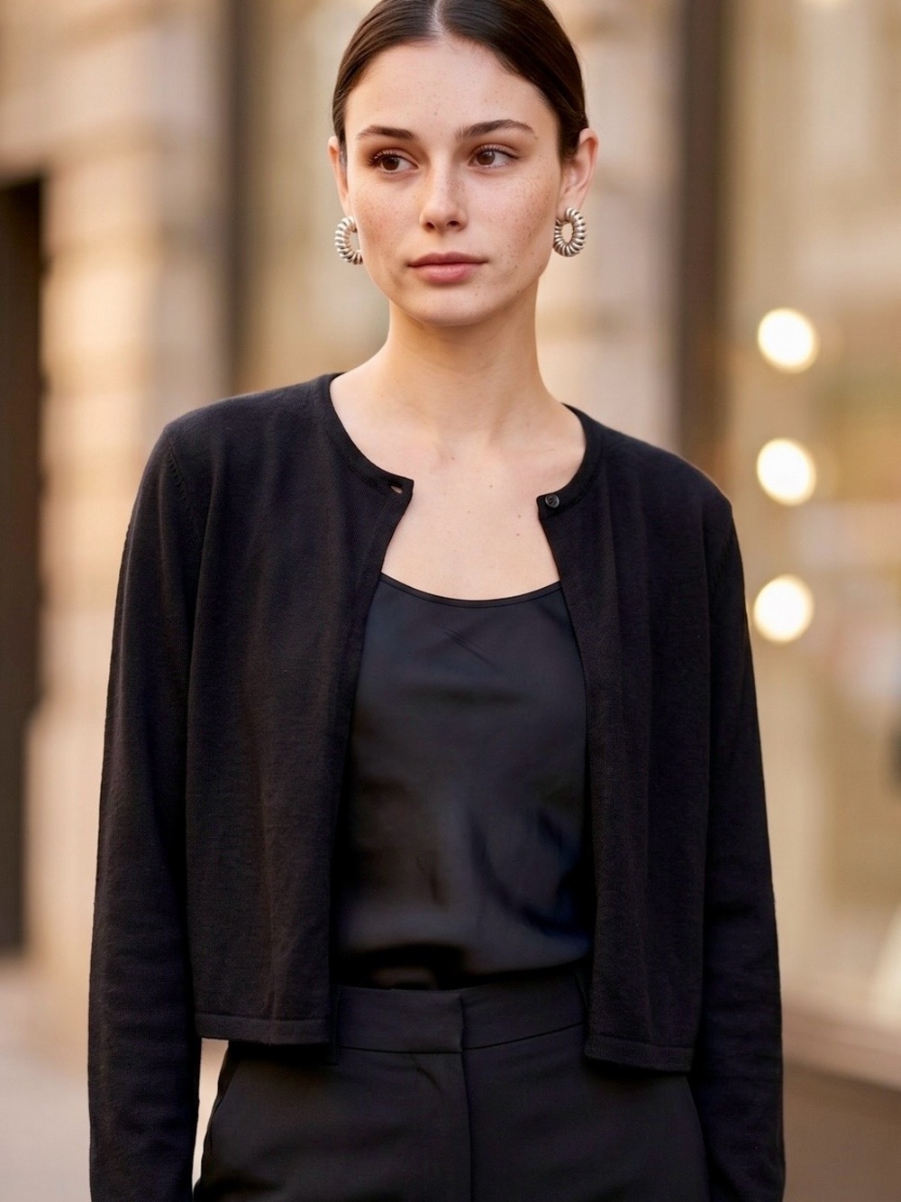 Women's Black Open-Front Long Sleeve Cropped Cardigan Size L